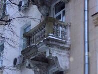 Балконы в домах сталинского типа